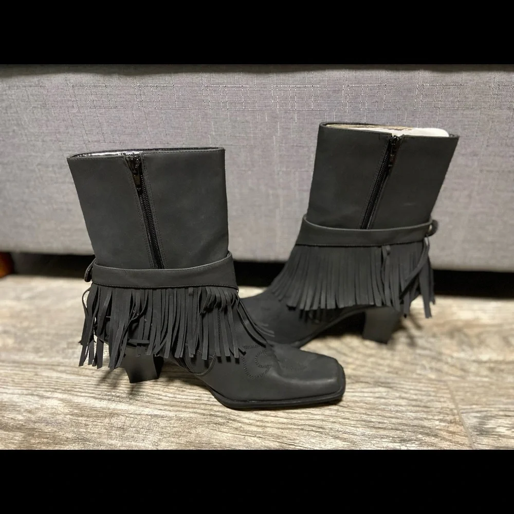 New York Transit Western Booties